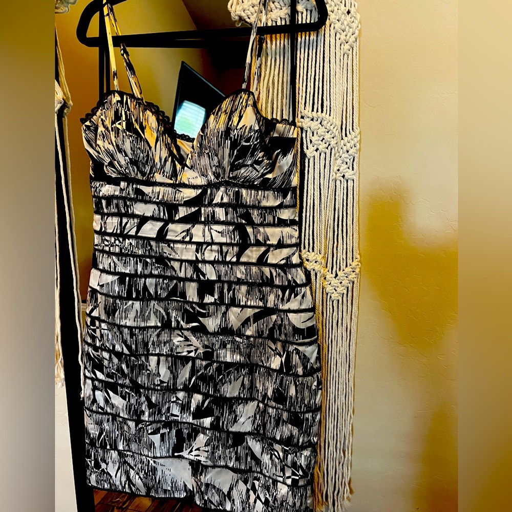 Black & white dress